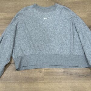 Nike Heather Gray Cropped Sweatshirt